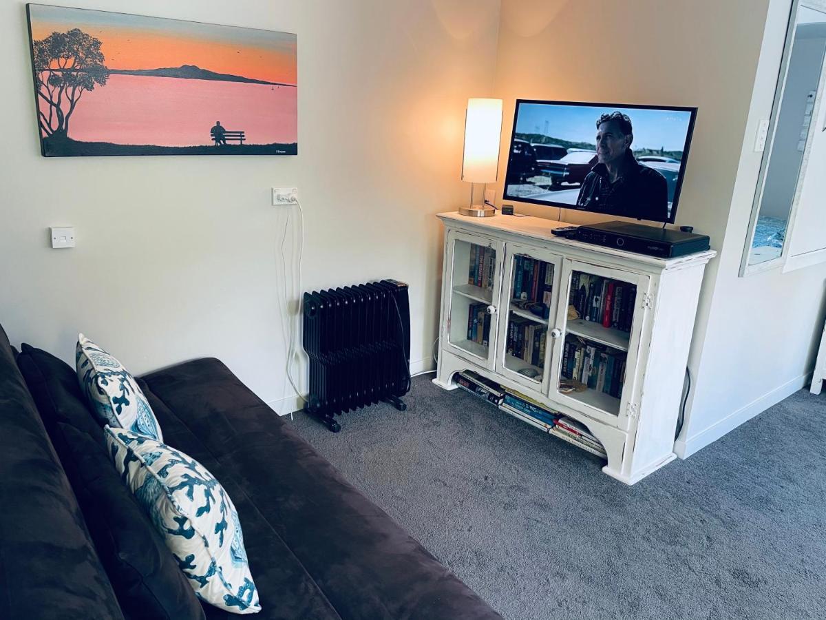Whitby Studio - Mairangi Bay Beach Auckland Extérieur photo