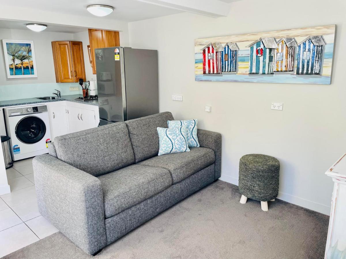 Whitby Studio - Mairangi Bay Beach Auckland Extérieur photo